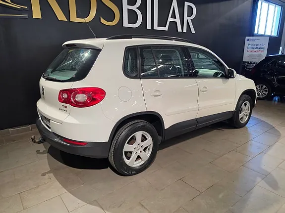 Volkswagen Tiguan 2009 photo 5