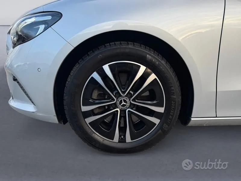 Mercedes-Benz B 250 E Hybrid Eq Progre 2023 photo 5