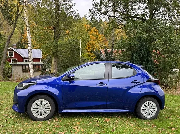 Toyota Yaris 2021 photo 2