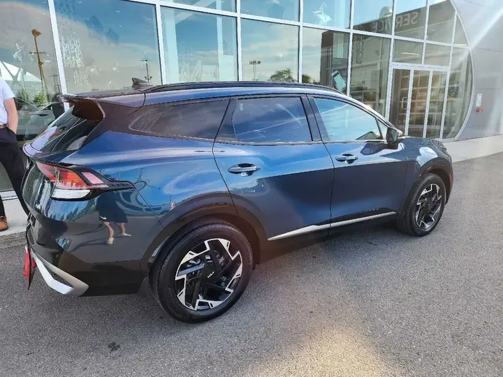 Kia Sportage 2023 photo 2