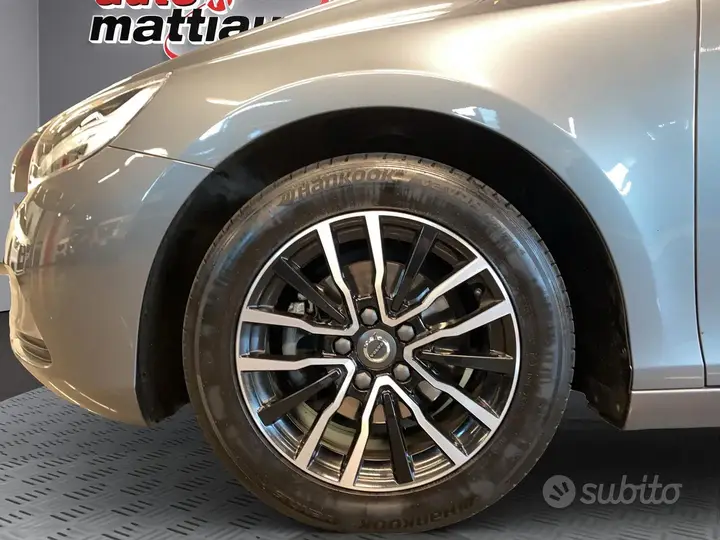 Volvo V40 2019 photo 5