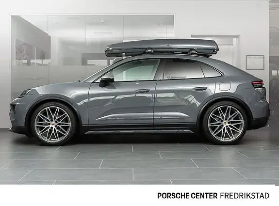Porsche Macan 2025 photo 2
