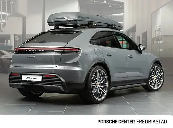Porsche Macan 2025 photo 4
