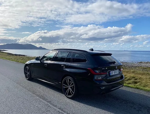 BMW 330E