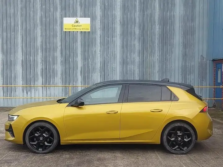 Vauxhall Astra 2022 photo 4