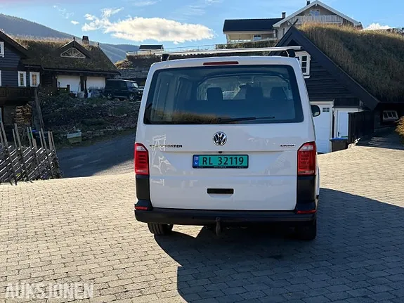 Volkswagen Transporter 2018 photo 4
