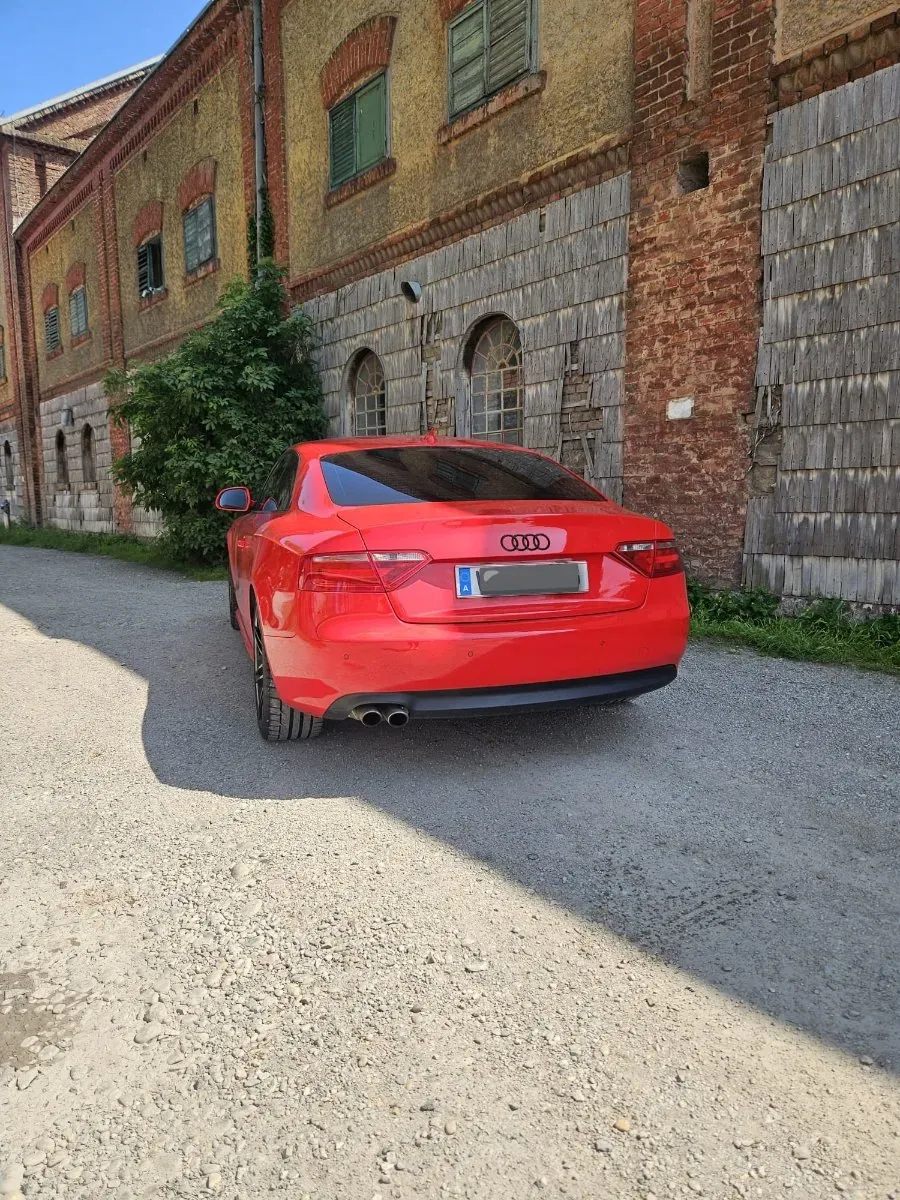 Audi A5 2009 photo 3