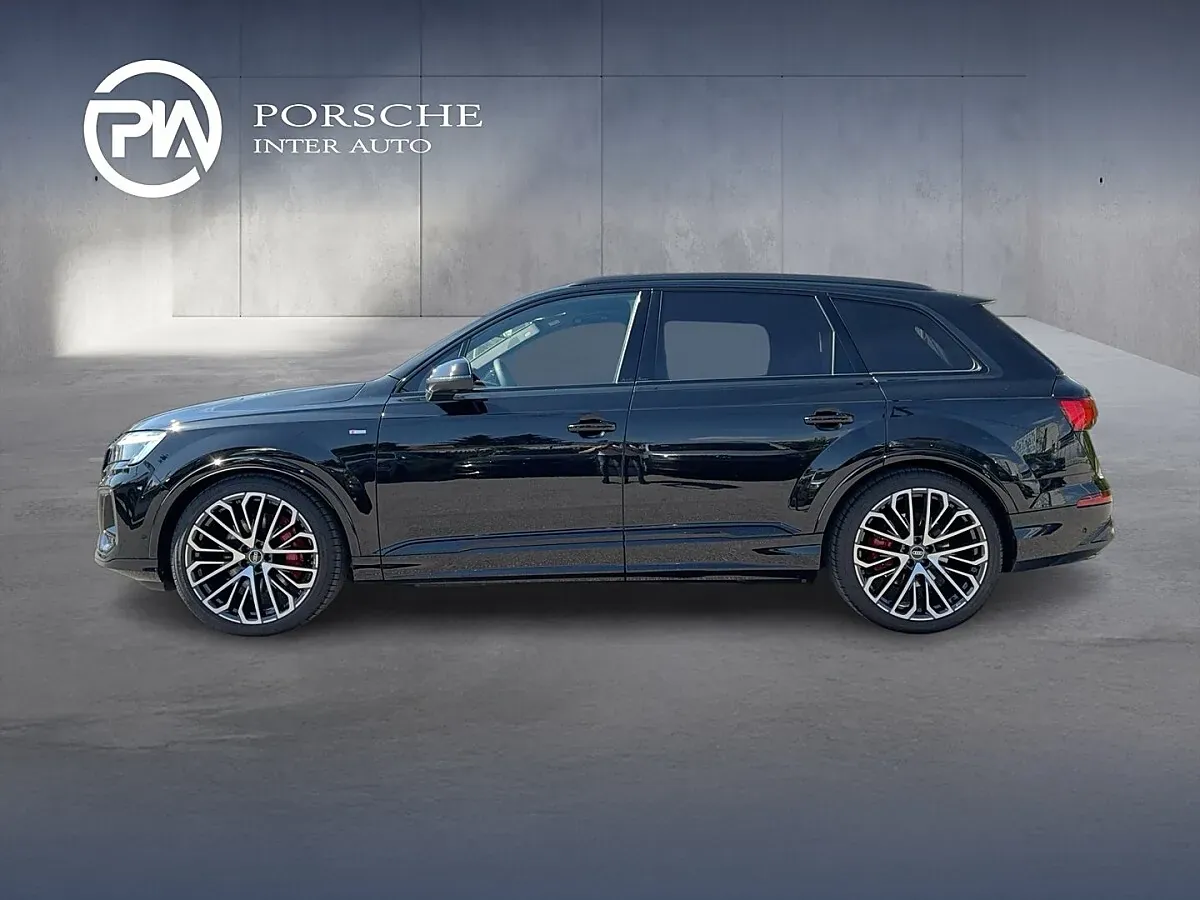 Audi Q7 2025 photo 2