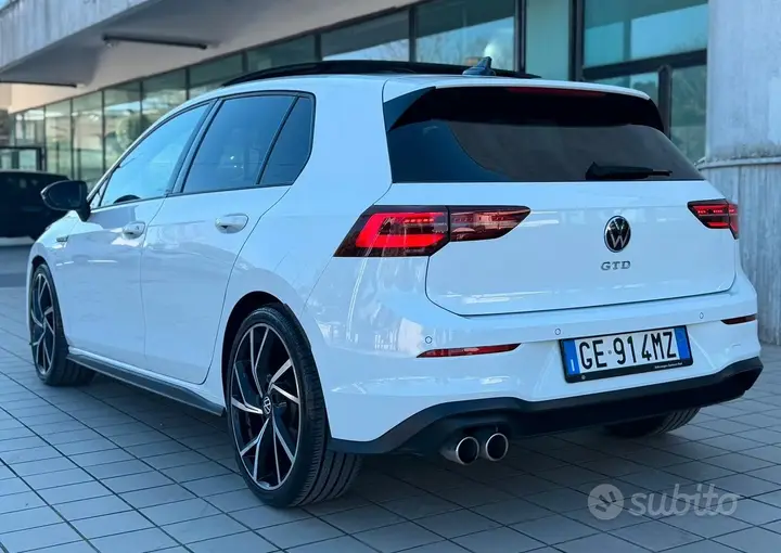 Volkswagen Golf 2021 photo 2