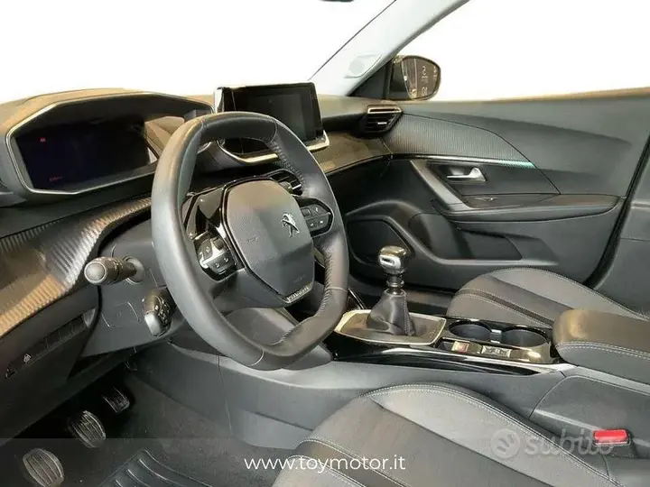 Peugeot 2008 2022 photo 3