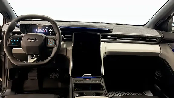 Ford Capri 2026 photo 4