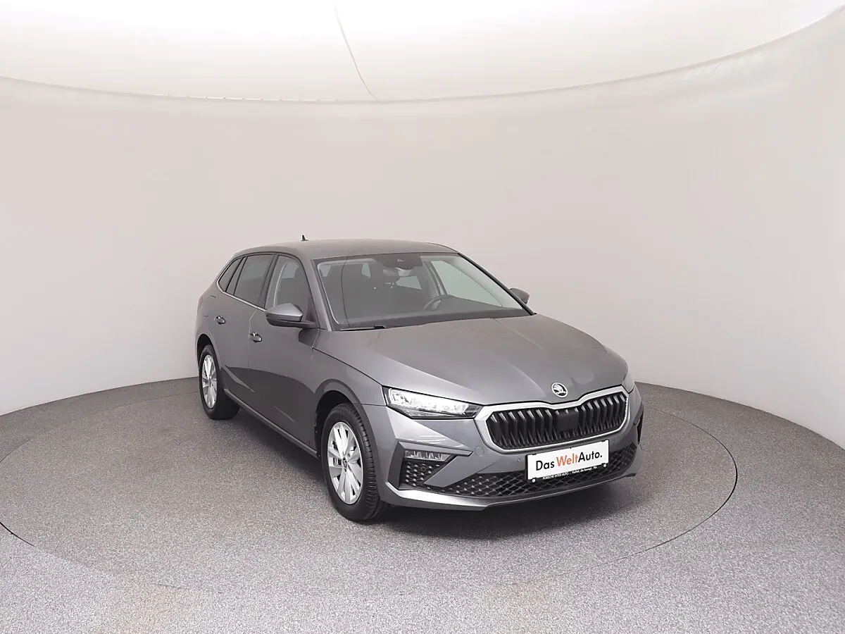 Skoda Scala 2025 photo 2