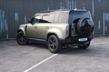 Land Rover Defender 2022 photo 4