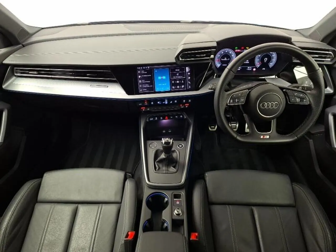 Audi A3 2024 photo 3