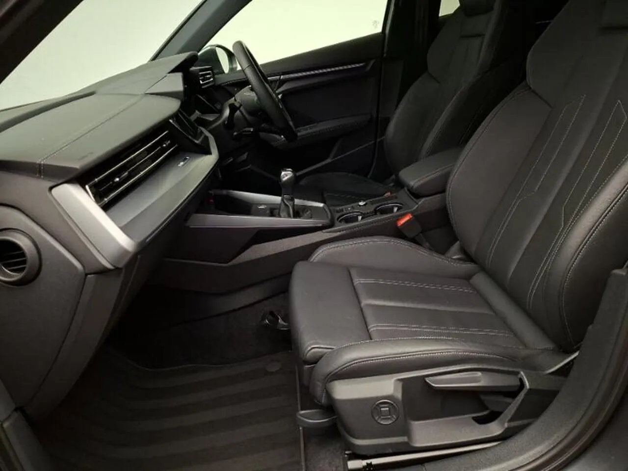 Audi A3 2024 photo 5