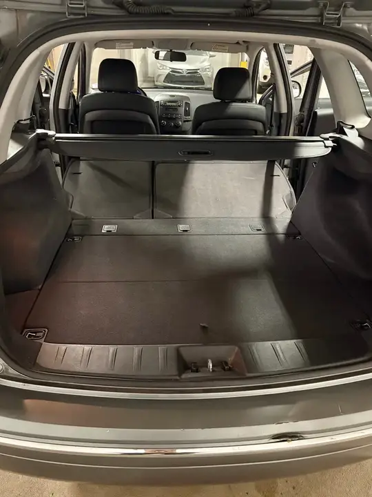 Hyundai Elantra 2010 photo 4