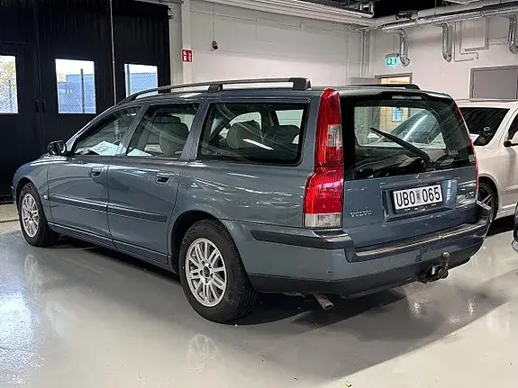 Volvo V70 2004 photo 3