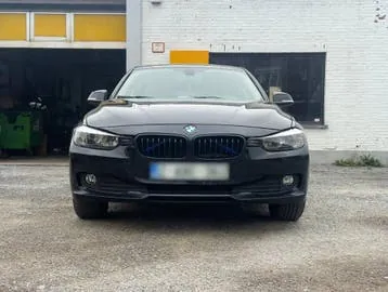 BMW 316D 2014 photo 2