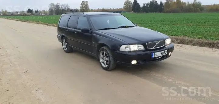Volvo V70 1998 photo 2
