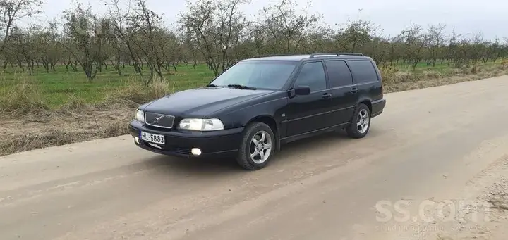 Volvo V70