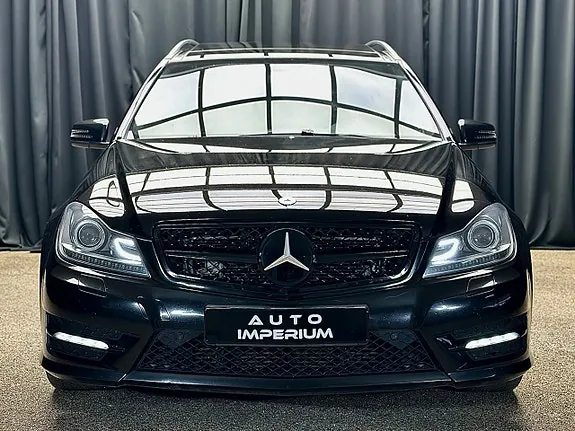 Mercedes-Benz C300 2012 photo 4