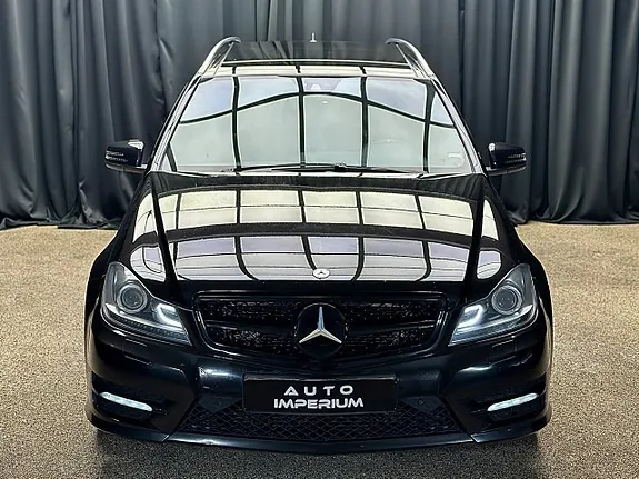 Mercedes-Benz C300 2012 photo 3