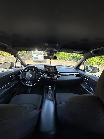Toyota C-Hr 2021 photo 3