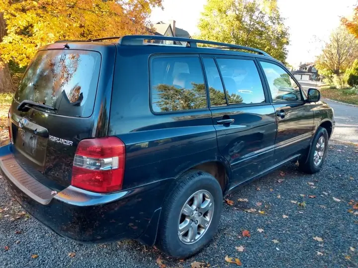 Toyota Highlander 2004 photo 5