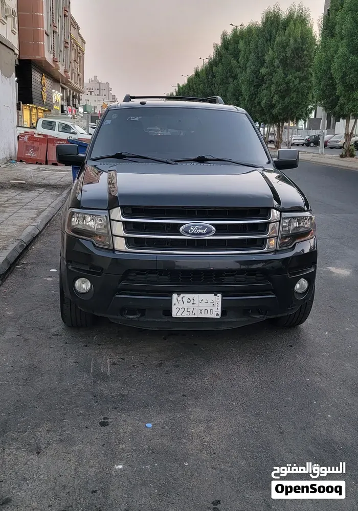 Ford Expedition 2017 photo 2