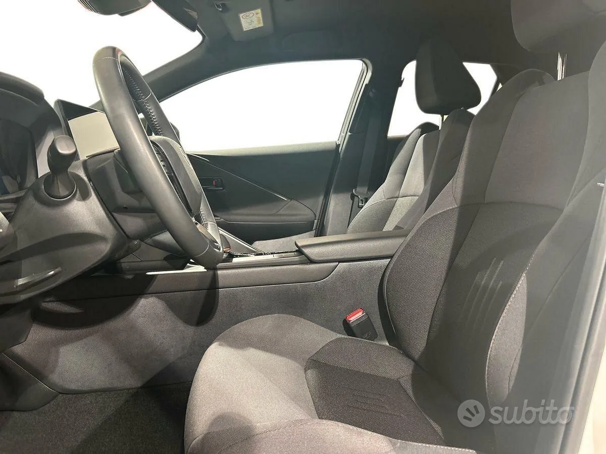 Toyota C-Hr 2024 photo 3
