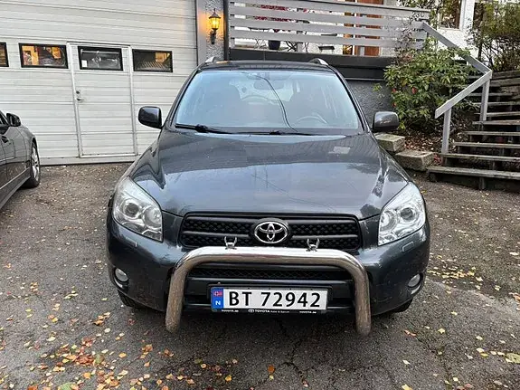 Toyota Rav4 2006 photo 2