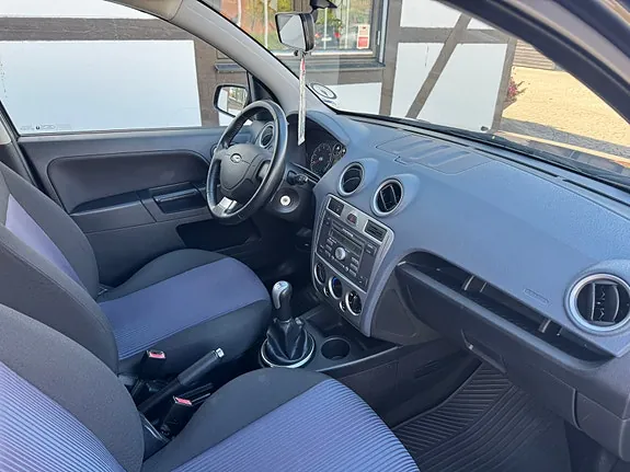 Ford Fusion 2009 photo 5
