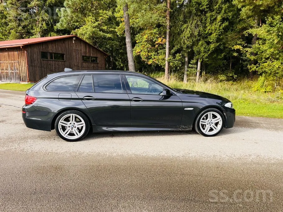 BMW 530 2013 photo 2