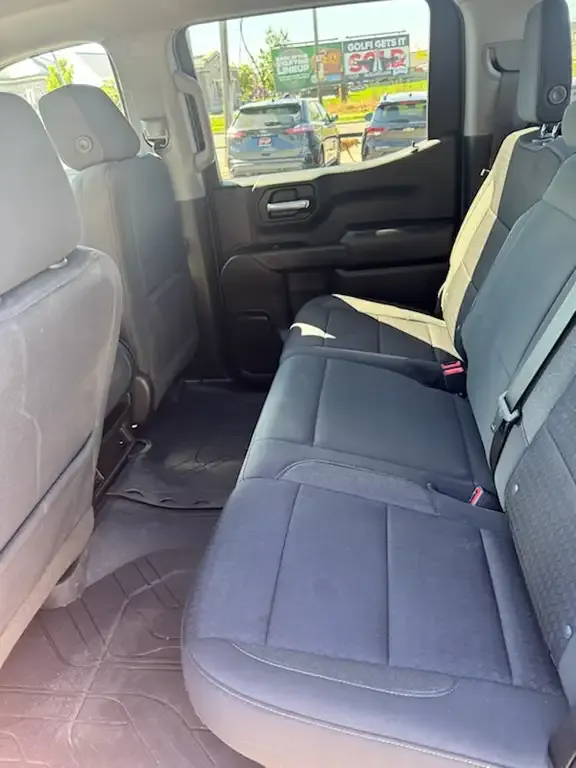 Chevrolet Silverado 1500 2023 photo 4