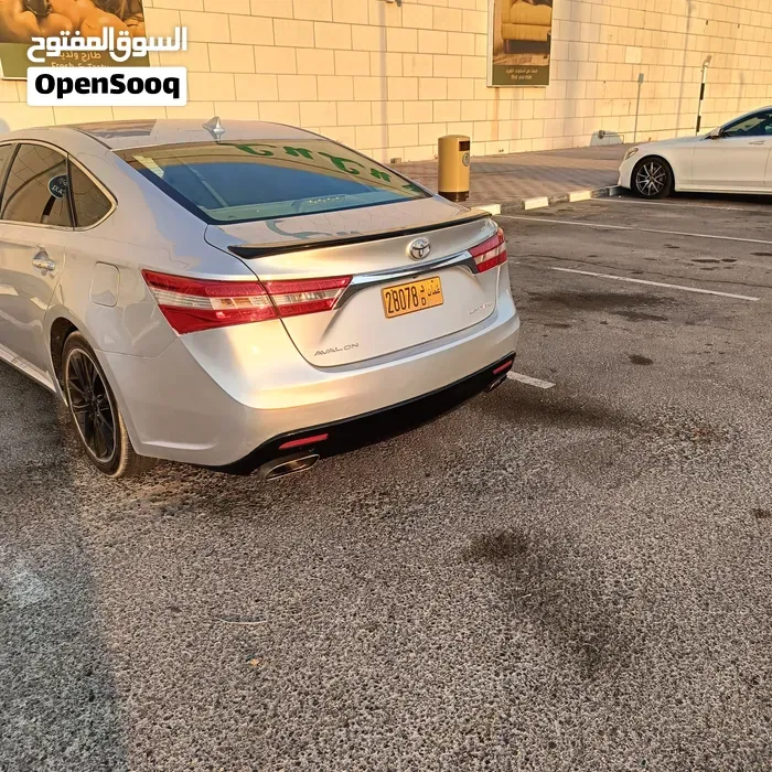 Toyota Avalon 2013 photo 2