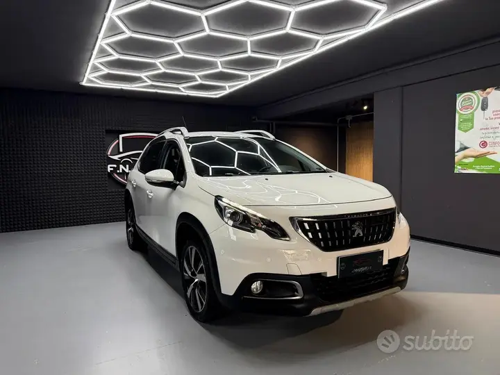 Peugeot 2008 2016 photo 3