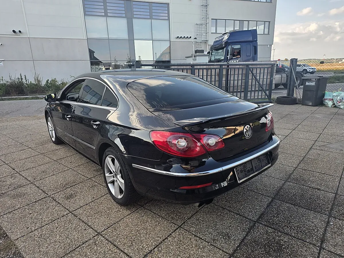 Volkswagen Passat Cc 2011 photo 2