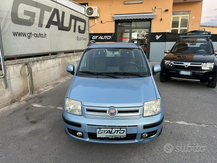 Fiat Panda 2011 photo 2