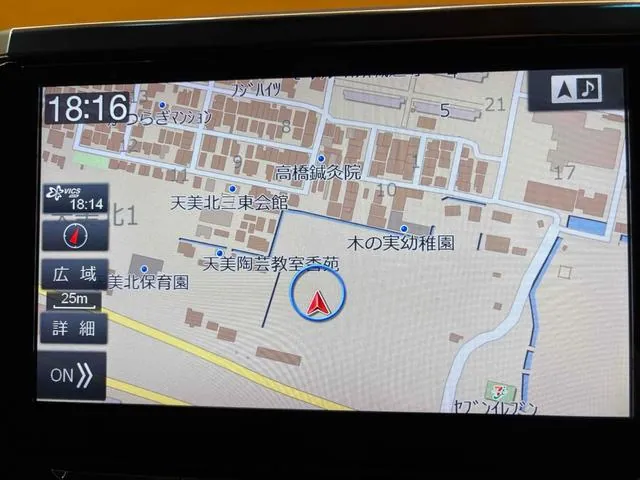 Toyota Vellfire 2016 photo 4