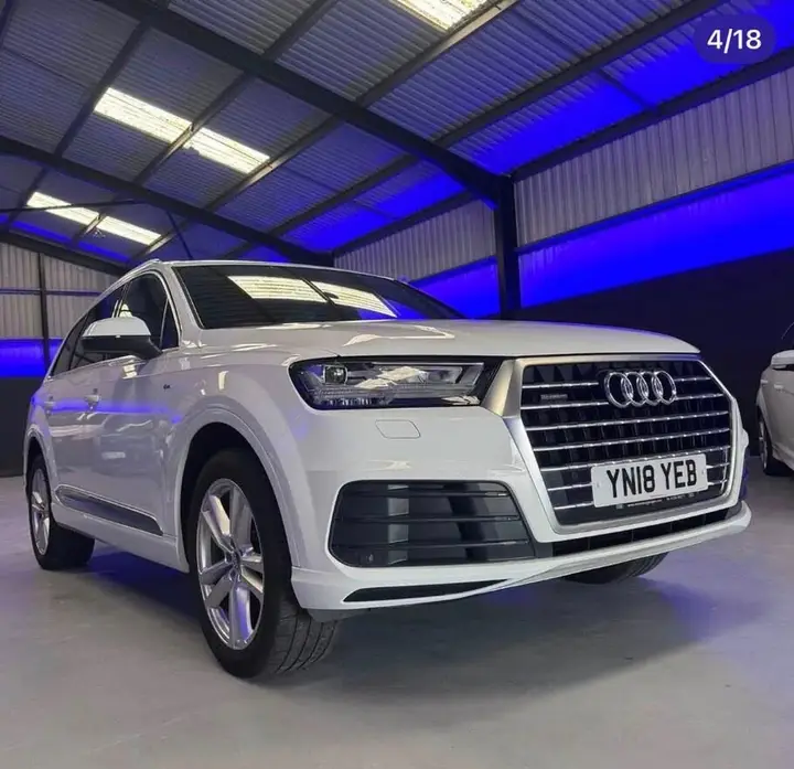 Audi Q7 2018 photo 2