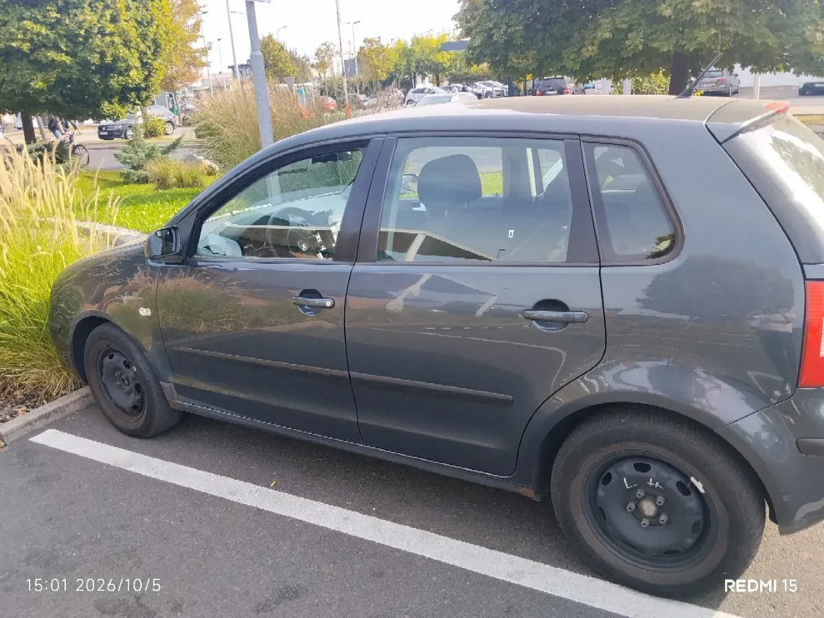 Volkswagen Polo 2004 photo 2