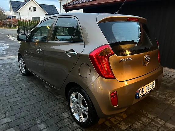 Kia Picanto 2013 photo 5