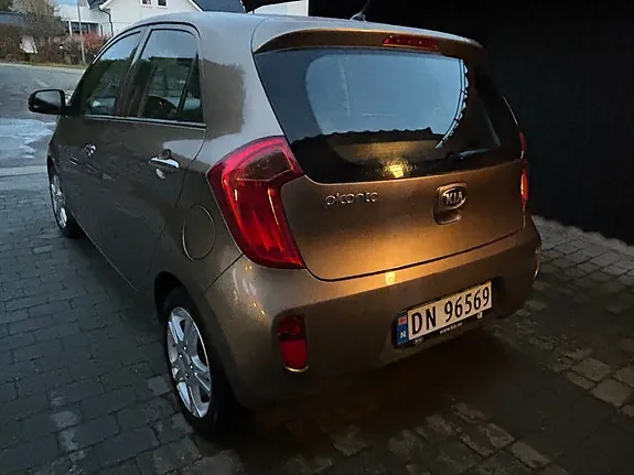 Kia Picanto 2013 photo 2