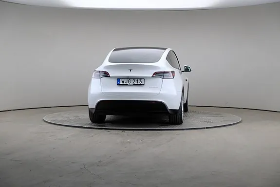 Tesla Model Y 2023 photo 5