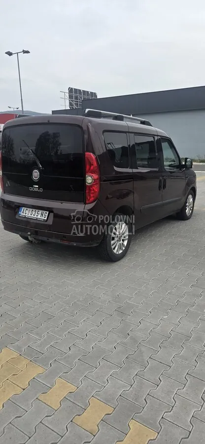 Fiat Doblo 2010 photo 5