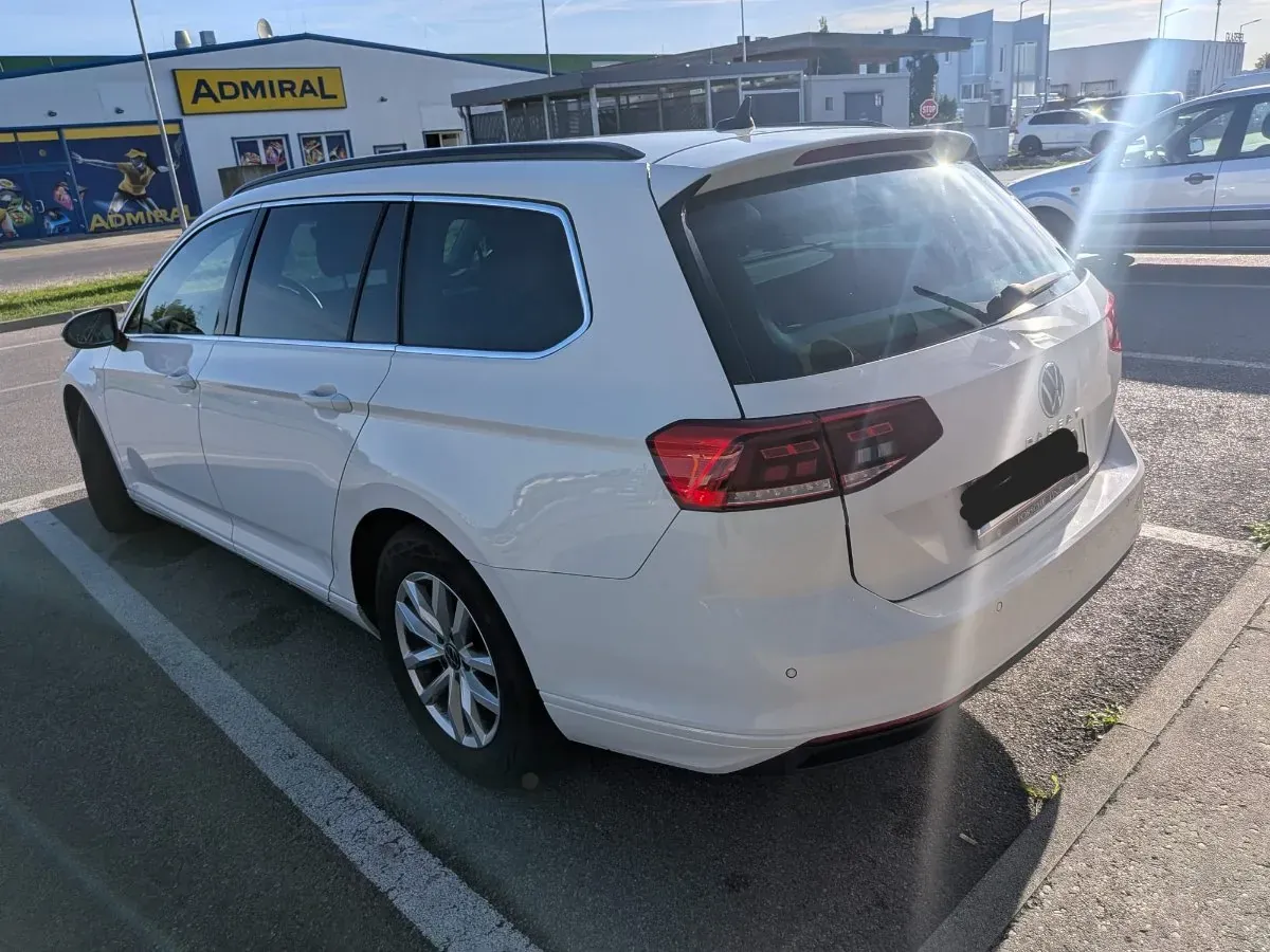 Volkswagen Passat 2021 photo 3