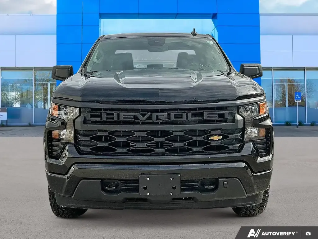 Chevrolet Silverado 1500 2026 photo 3