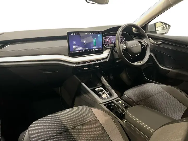 Skoda Octavia 2025 photo 2