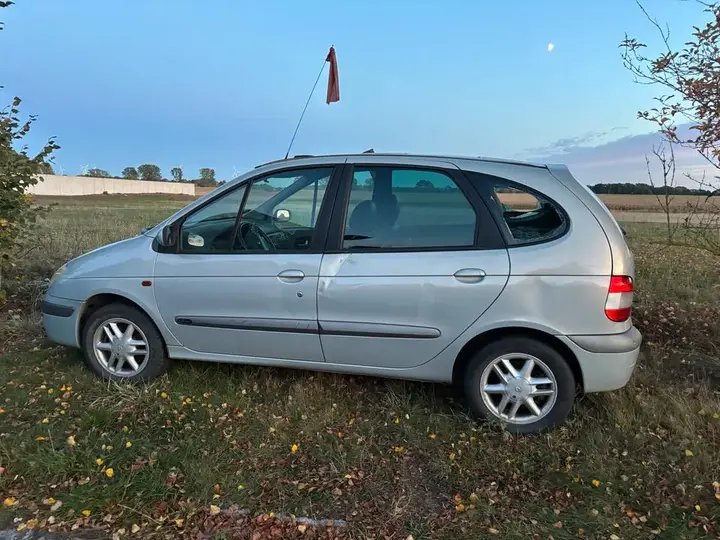 Renault Megane Scenic