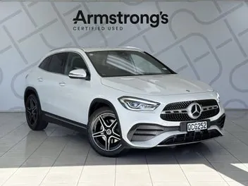 Mercedes-Benz Gla 2023 photo 2